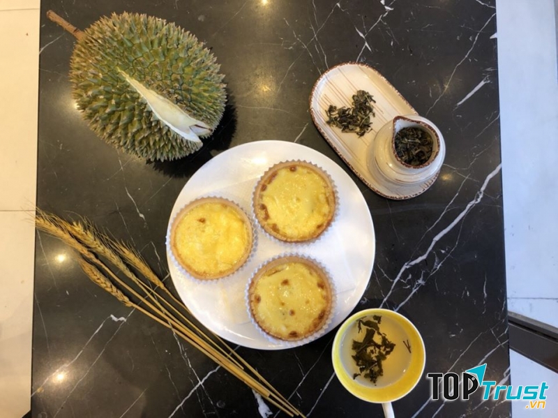 BreadTalk là một trong những quán bán cheese tart yêu thích của những người mê loại bánh này.