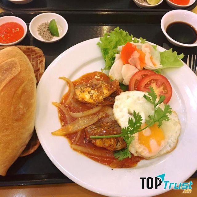 Bready Beefsteak Bánh Mì Tươi