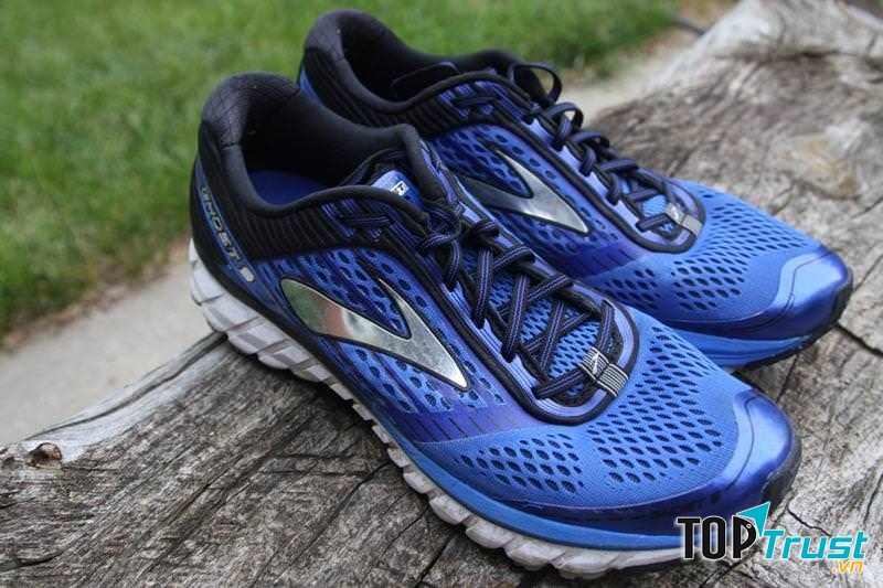 Brooks Ghost 9