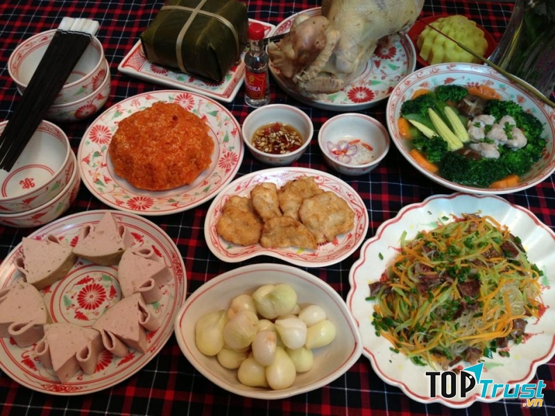 Bữa cơm tất niên ngày Tết