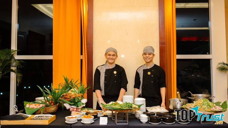 Nhân viên chuyện nghiệp, tận tình