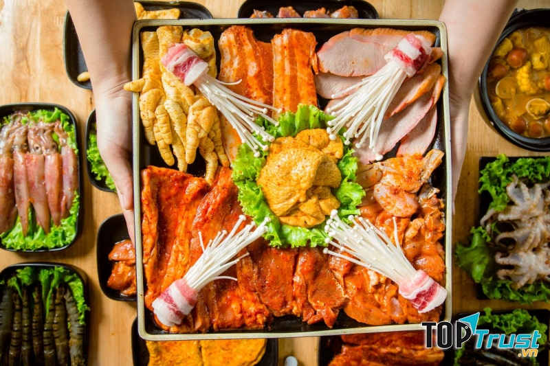 Buffet Lẩu Nướng Nhất Nhất - Mon City