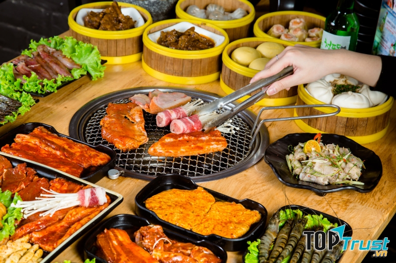 Buffet Lẩu Nướng Nhất Nhất - Mon City