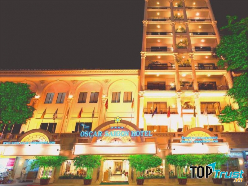 Buffet Oscar Saigon Hotel