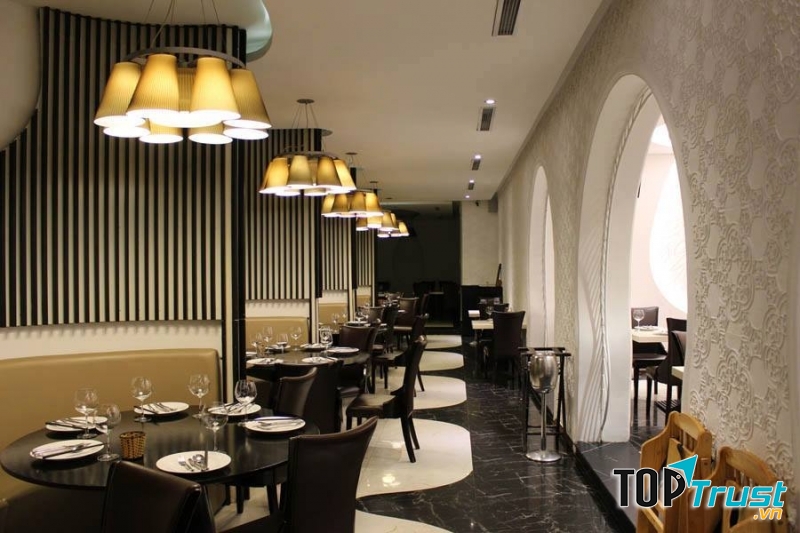 Buffet Sứ
