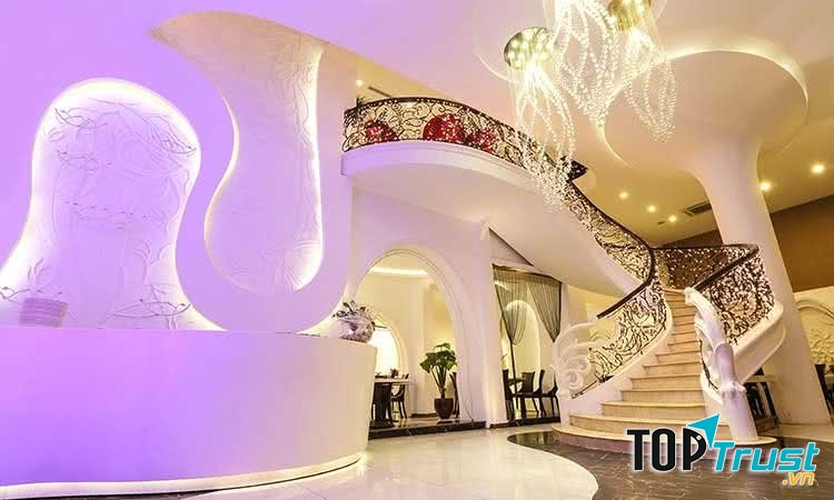 Buffet Sứ - Nguyễn Du