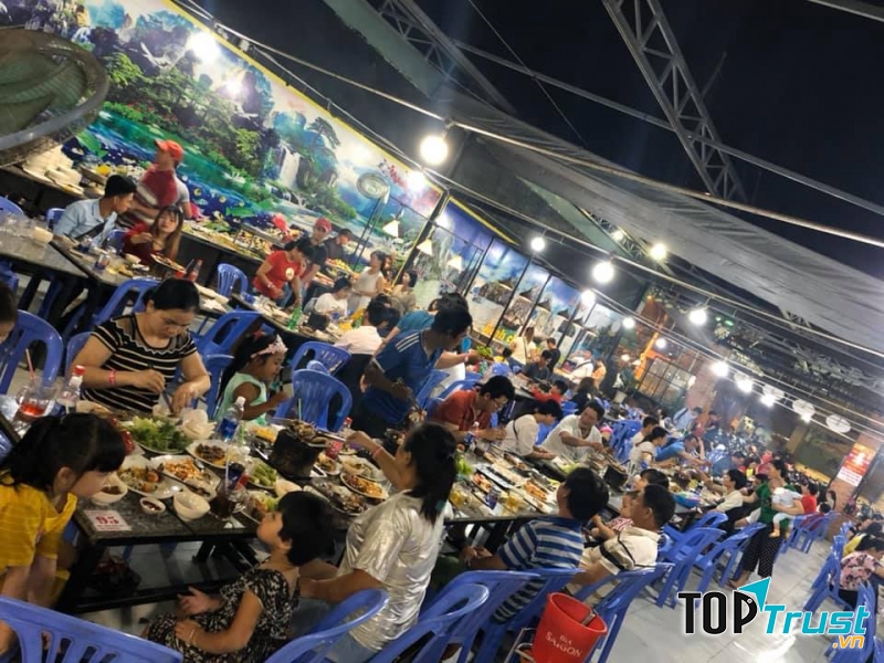 Buffet Thuần Việt