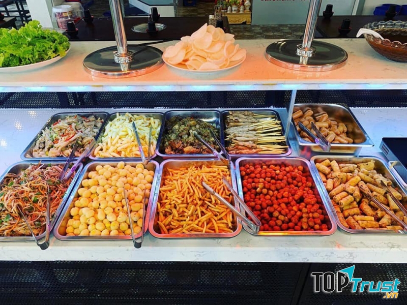 Buffet Valentino 99k