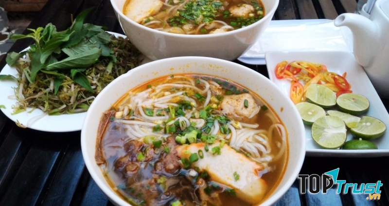 Bún bò Gánh