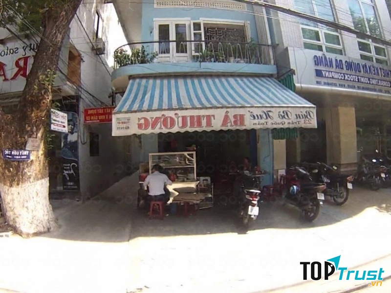 Quán bún bò Huế bà Thương