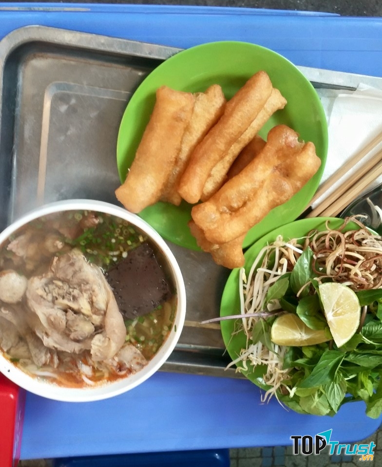 Bún Bò Huế Huy Béo - Lò Đúc