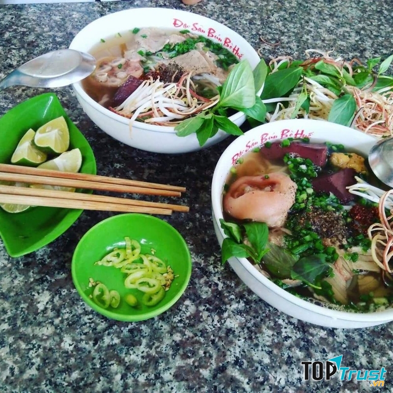 Bún Bò Huế O Huyền