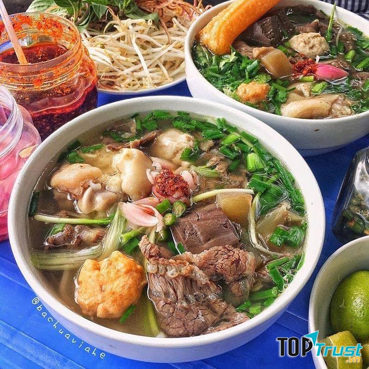 Bún bò Huế Thu Thùy