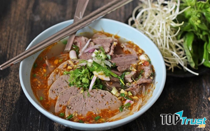Bún bò Huế