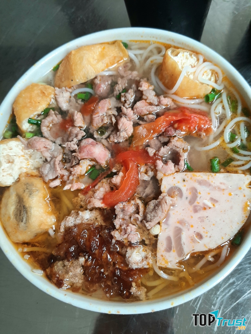 Bún Bò Nam Bộ - Lạc Trung
