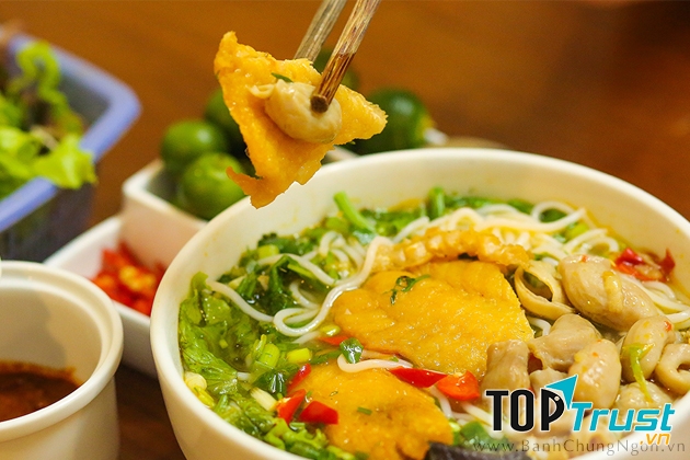 Bún Cá Cay 121 Lê Lợi