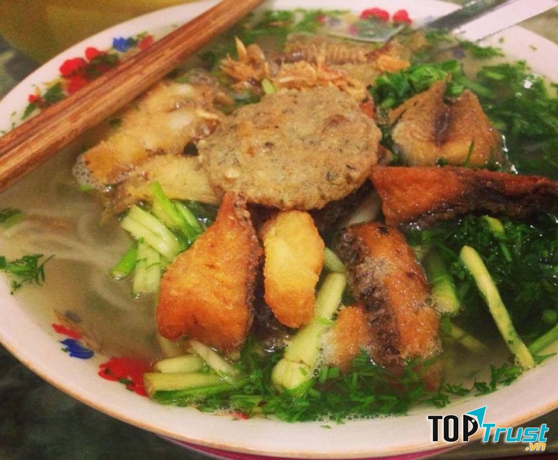 Bún cá cô Phượng Đường Thành