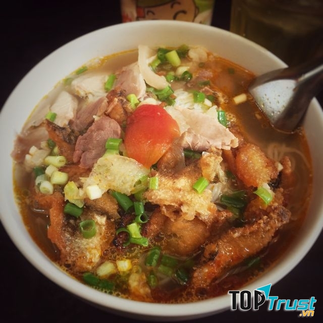 Bún cá và bún mọc