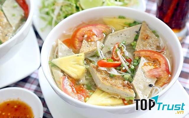 Bún chả cá