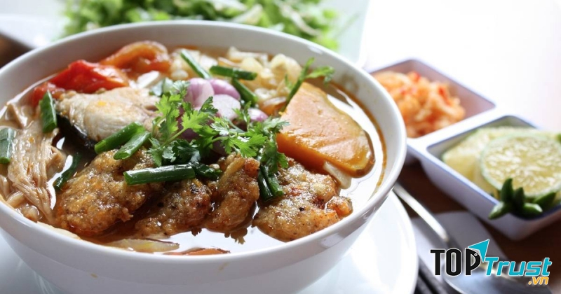 Bún chả cá Cô Thu
