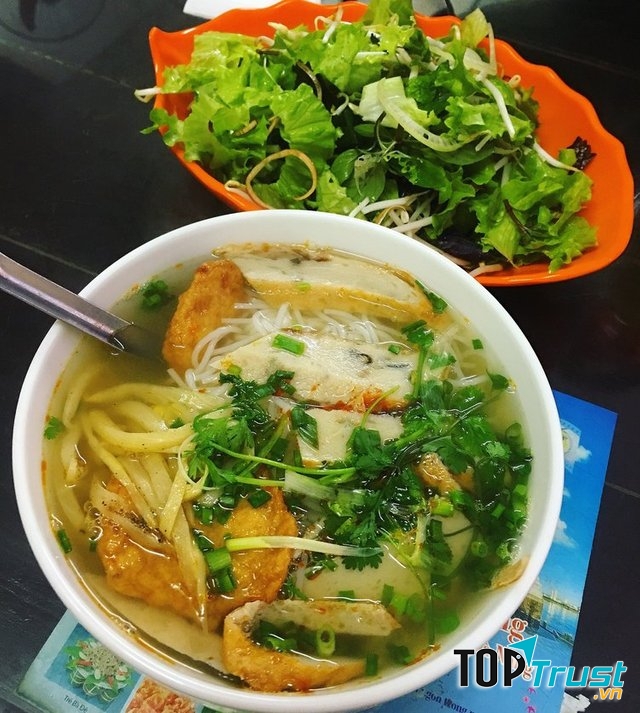 Bún chả cá Cô Thu