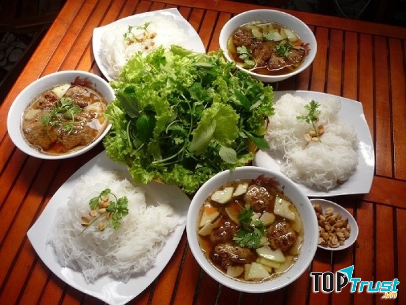 Bún chả Đắc Kim