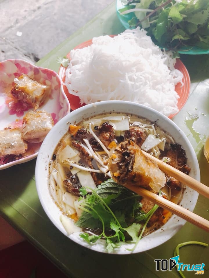 Bún chả 74 Hàng Quạt