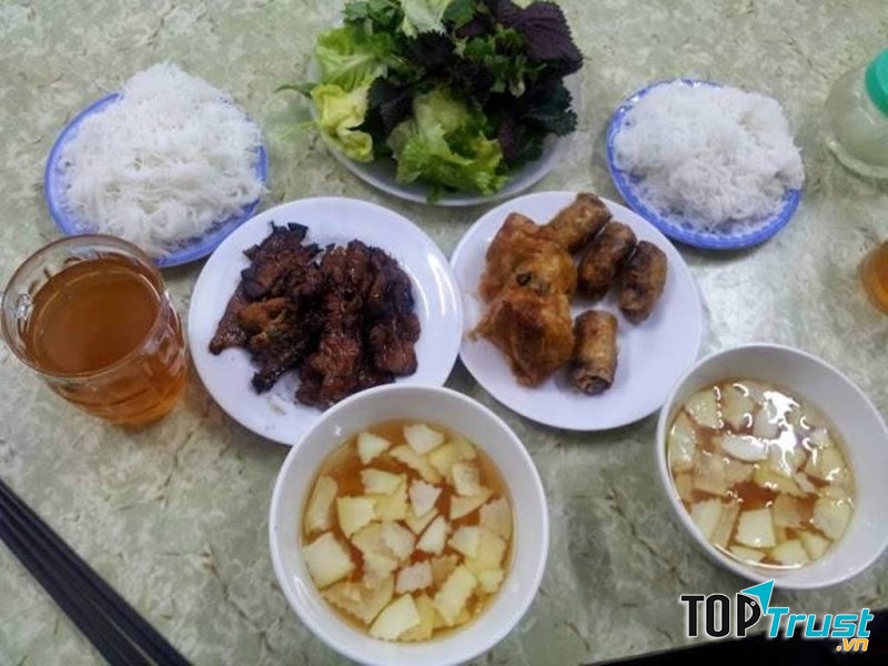 Bún Chả Hương Liên