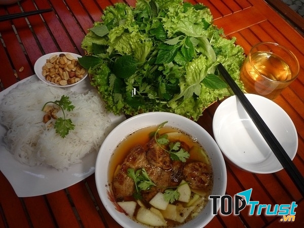 Bún chả khó cưỡng