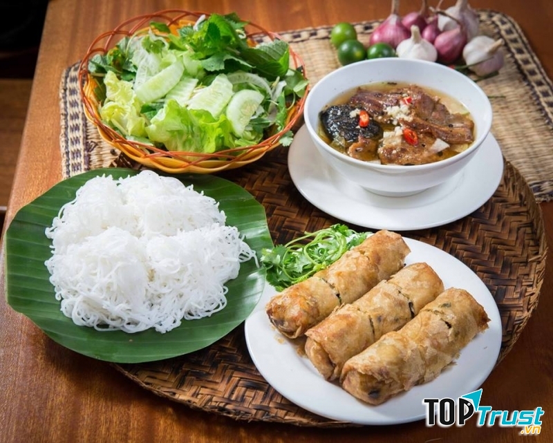 Bún chả Sinh Từ