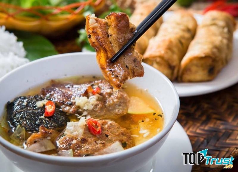 Bún chả Sinh Từ