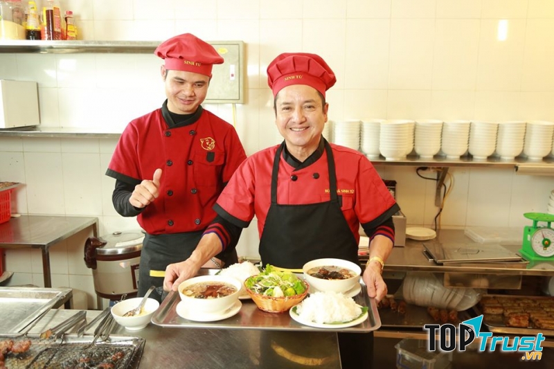 Bún chả Sinh Từ