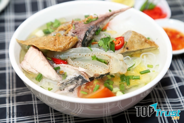 Bún sứa Nha Trang thơm ngon, đậm đà hương vị.