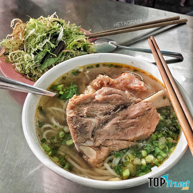 Bún chìa độc lạ tại Buôn Ma Thuột