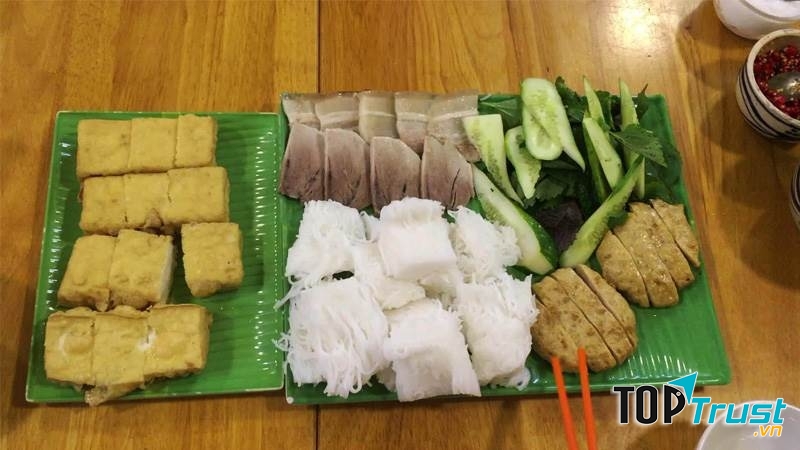Bún đậu Cầu Gỗ