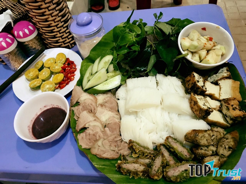 Bún đậu 2 chị em rất chất lượng