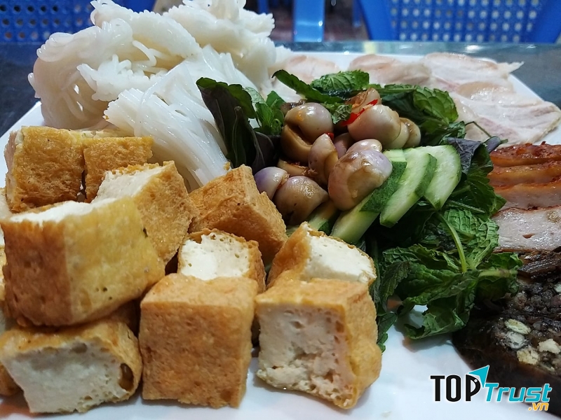 Bún đậu Hùng Vương