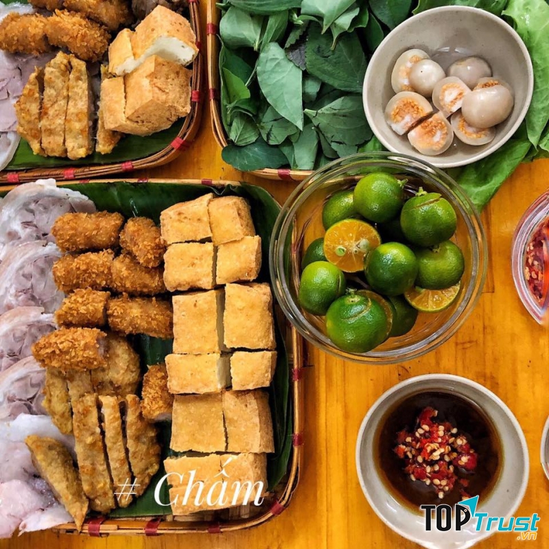 Theo đánh giá của nhiều thực khách, 3 Hiền là một quán ăn đậm chất Bắc Bộ