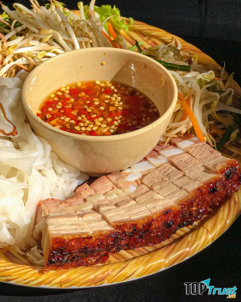 Bún đậu mắm tôm Nhà Cám