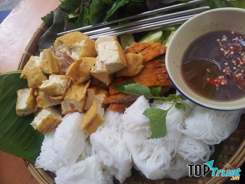 Bún đậu mắm tôm bếp nhà Hương Béo