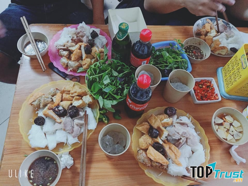 Quán bún đậu ngõ 185 Chùa Láng