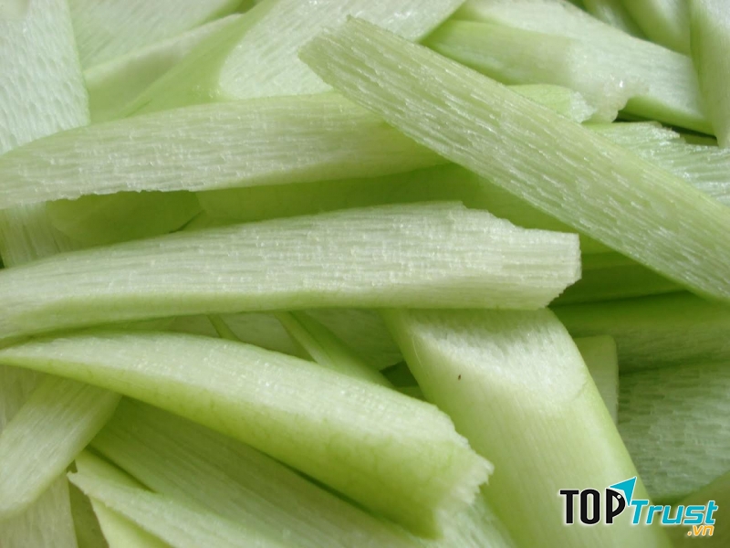 Nguyên liệu cho món Bún dọc mùng chay