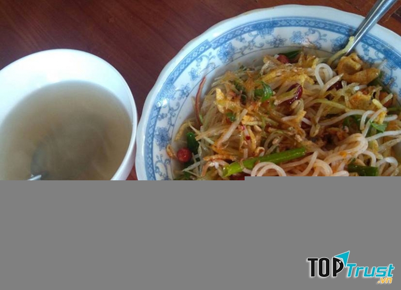 Bún hến chất lượng cho mỗi bữa sáng bình dân