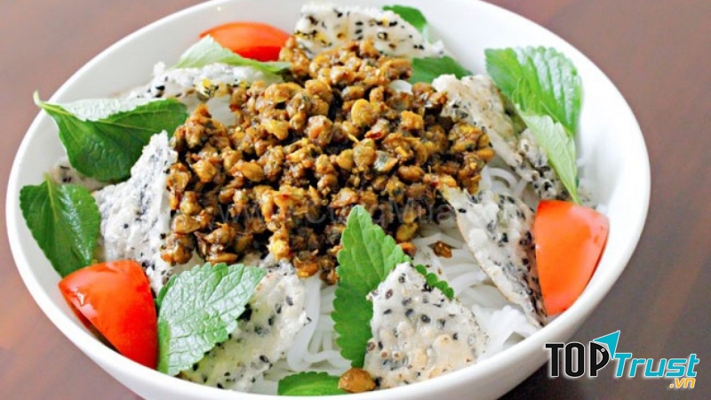 Tô bún hến Mai Xá hấp dẫn