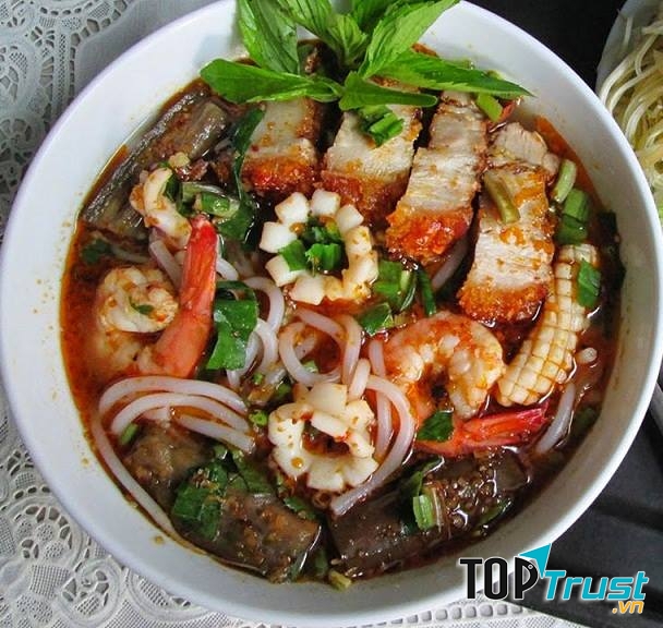 Bát bún mắm thơm ngon!