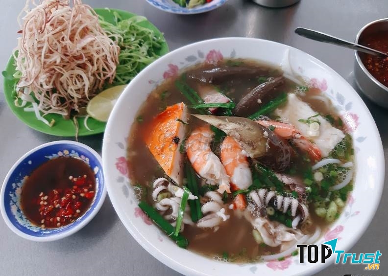 Bún Mắm 444 - Lê Quang Định