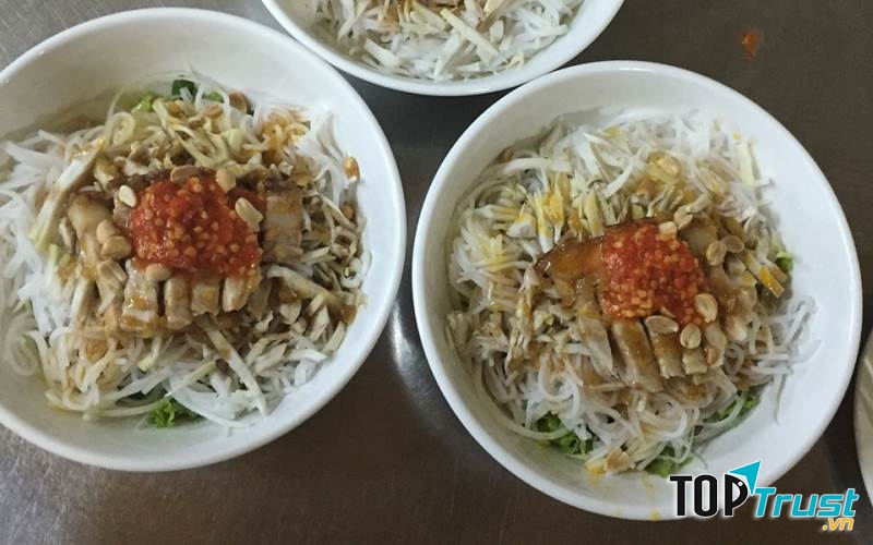 Bún mắm bà Thuyên