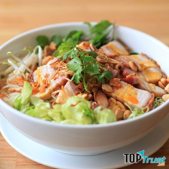 Bún mắm heo quay cho 4 người:
