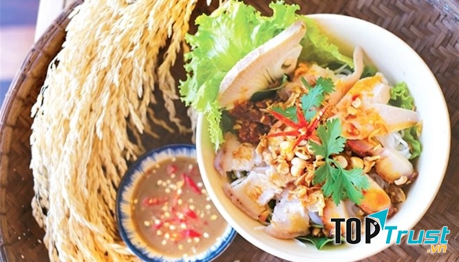 Bún mắm nêm