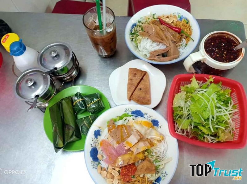 Bún mắm Vân Trần Kế Xương